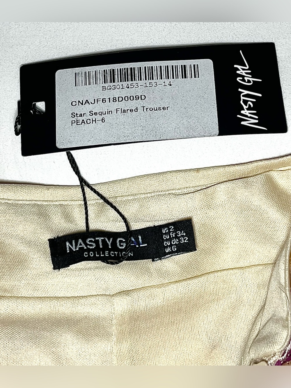 Women’s Nasty Gal Sequin Star Detail Fit and Flare Pants - Picture 4 of 7